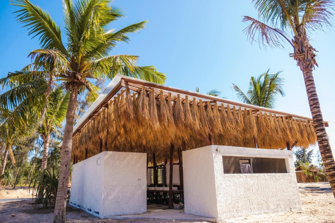 Hola Beach - Beach Club & Eco Glamping Resort Ke Ga Luaran gambar